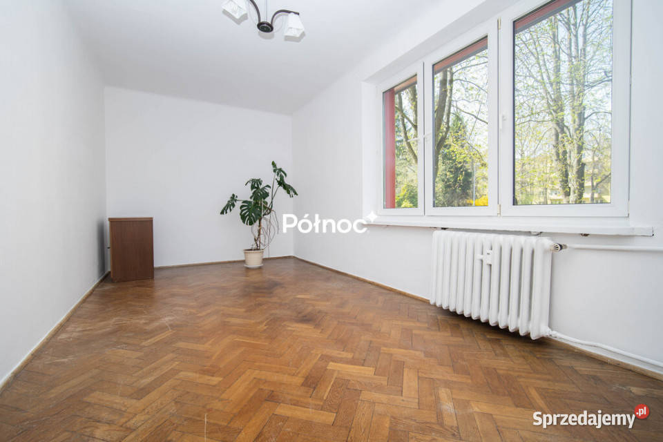 2 pokoje balkon potencjał 3 pokoi Rok budowy 1961