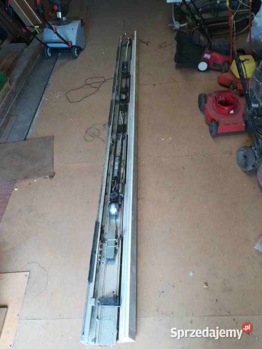 Napęd do drzwi przesuwnych Czułczyce