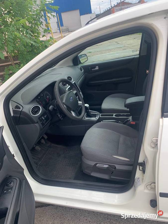 Syndyk sprzeda auto Ford Focus nieuszkodzony Gdynia