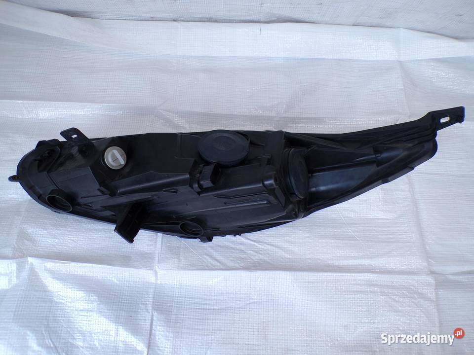 LAMPA PRAWA PRZÓD FORD FIESTA MK7 LIFT