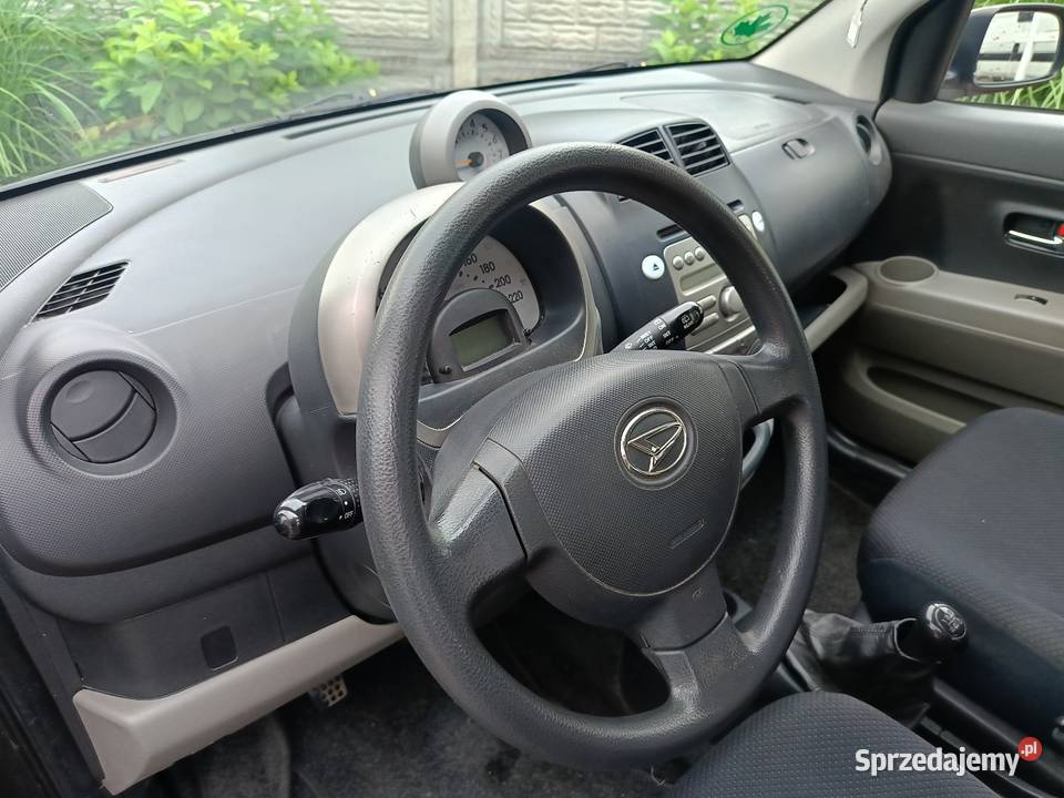 Daihatsu 4x4 Sirion 13 benzyna AWD ASR (kontrola trakcji) Bierawa