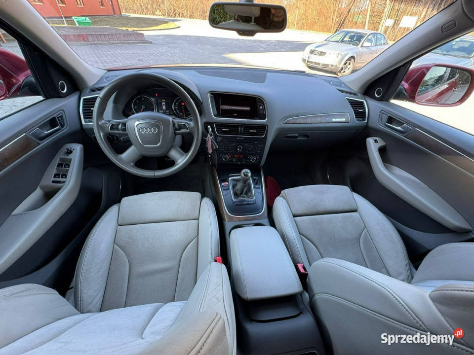 Audi Q5 udokumentowany przebieg serwisowana SUV Zwoleń
