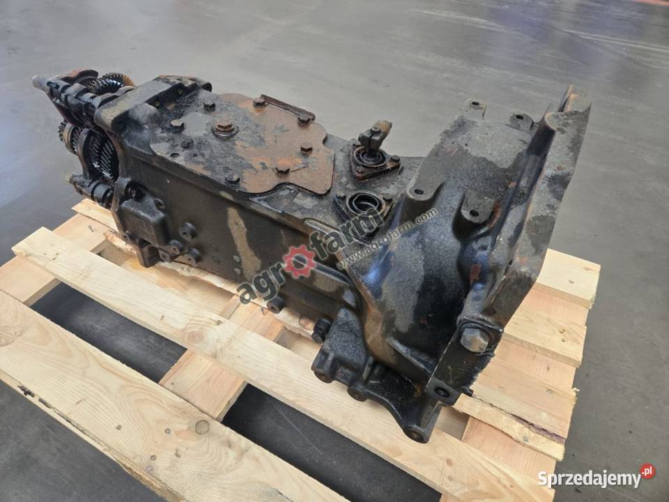 Skrzynia biegów Massey Ferguson 3330S 3425 3325 Byków sprzedam