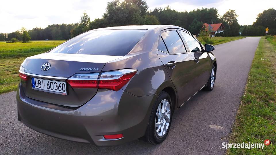 Toyota Corolla E18 2016r 16 132 LPGbenzyna Corolla