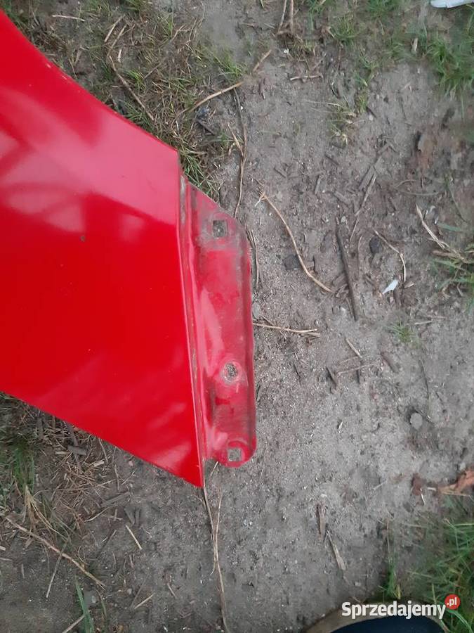 Yaris II Blotnik lewy przod przedni Rok produkcji 2009