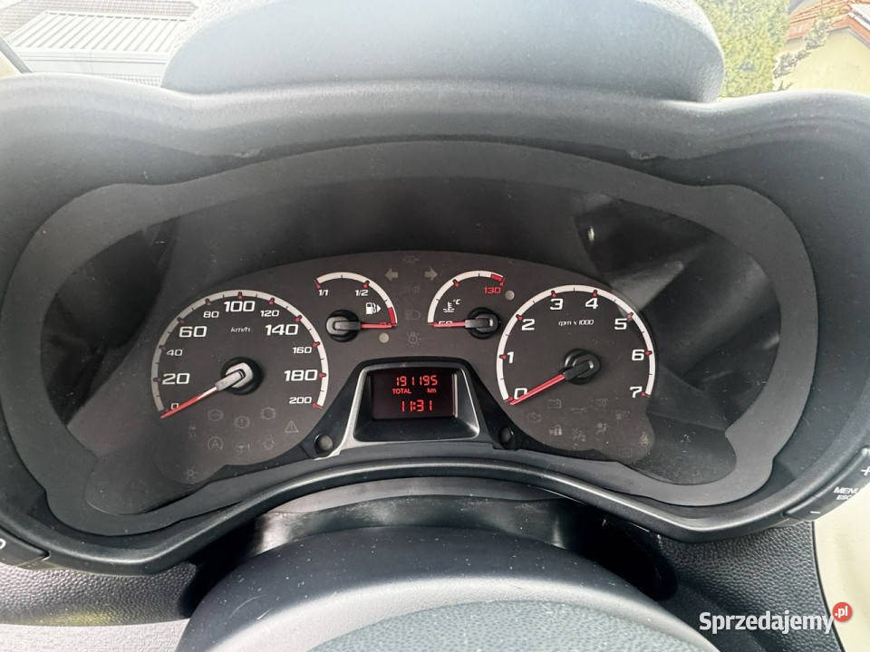 Ford KA RatyZamiana Gwarancja ładny miejski nieuszkodzony małopolskie Gdów