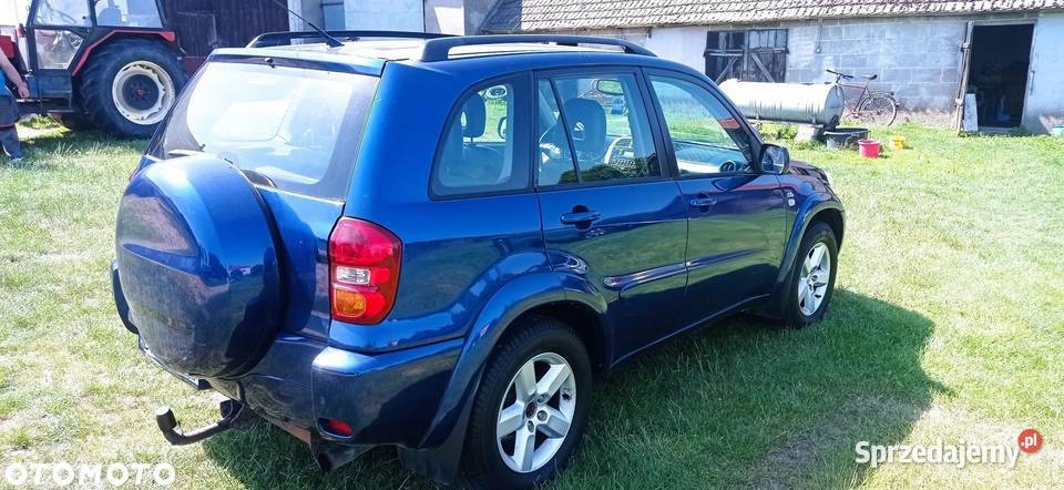 Toyota RAV4 niebieski metalik stan podlaskie