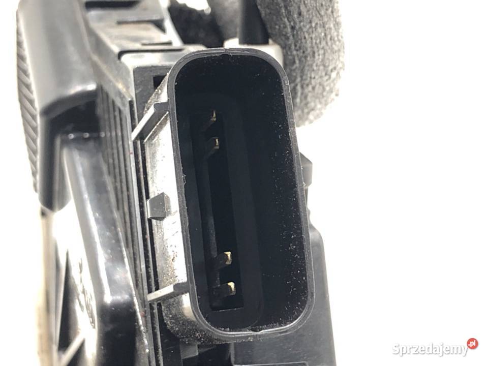 ZAMEK DRZWI PRAWY PRZÓD HYUNDAI i20 II Hatchback