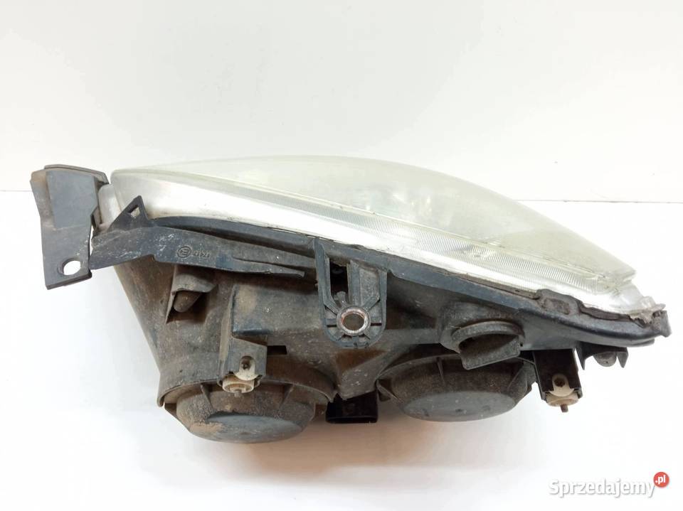LAMPA PRZÓD PRAWA EU Fiat Doblo I 20002010 Rok produkcji 2007 Lampy przednie sprzedam