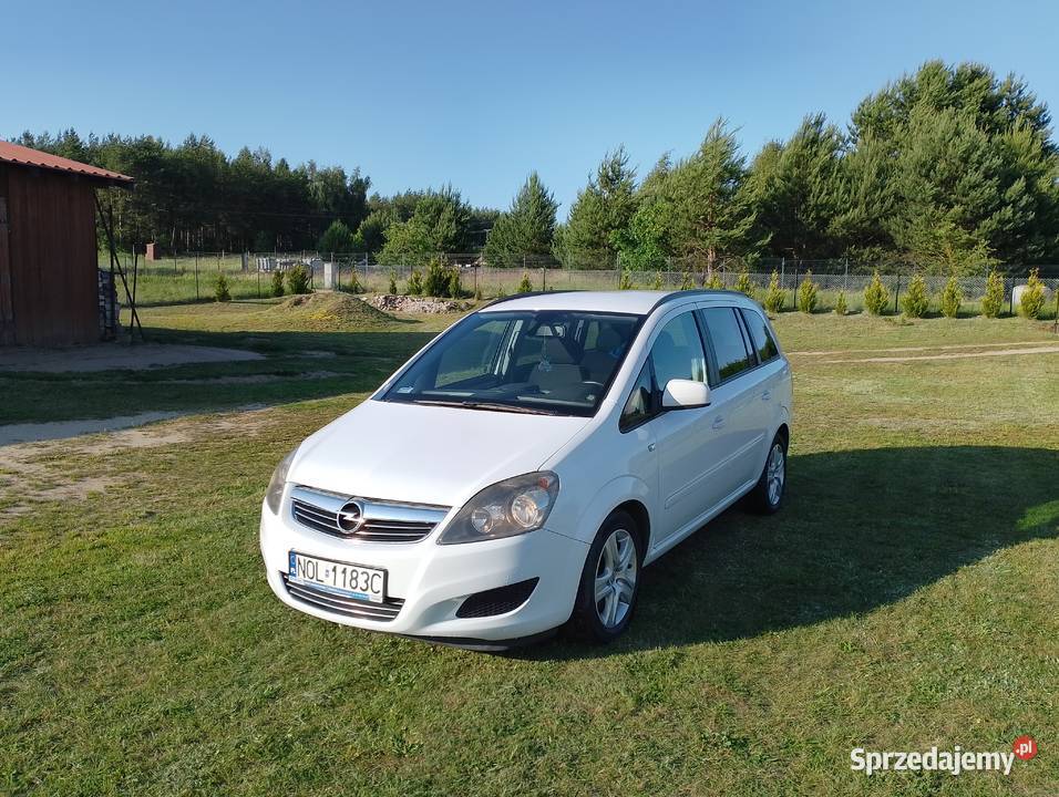 Opel Zafira B 2010 r Barczewo