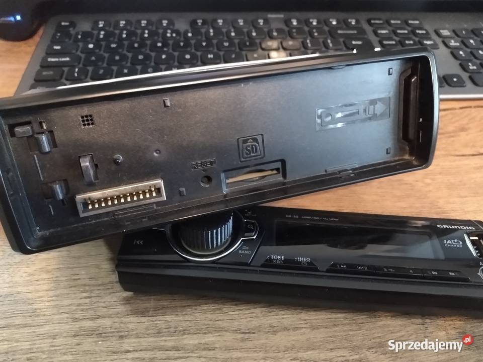 Radio samochodowe Grundig GX30 z USB SD mp3 wma sprzedam
