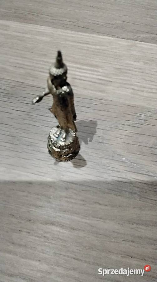 Amulet Tajski Pozłacany Budda z Abhaya Mudrą Nowa Sól