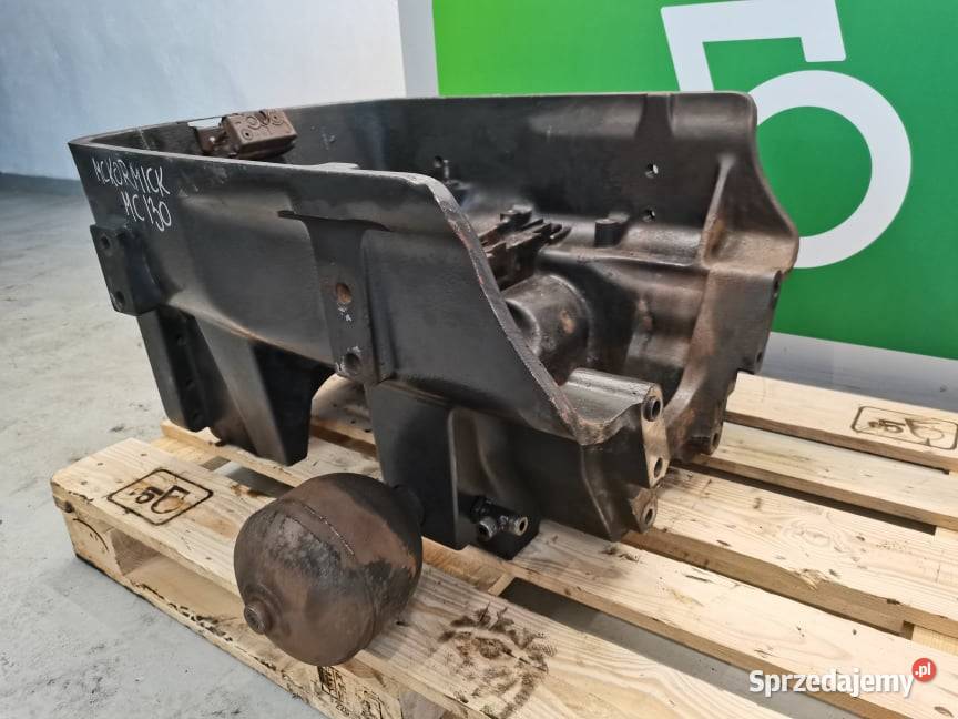 Wspornik osi McCormick MC 120 Części Wilkowo