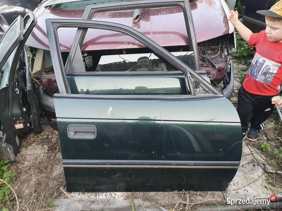 Drzwi prawe lewe przód tył Opel Astra F I 9202 osobowe Kraków