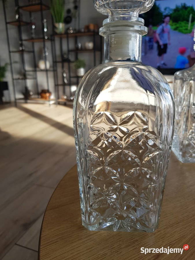 Karafki szkło włoskie wielkopolskie Wola Podłężna