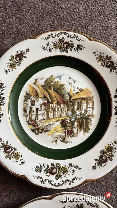 Patera Ascot Service Plate By Wood Sons England