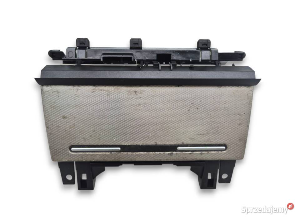 POPIELNICZKA PRZÓD 2 DIN SREBRNA AUDI A4 B6 Działoszyce