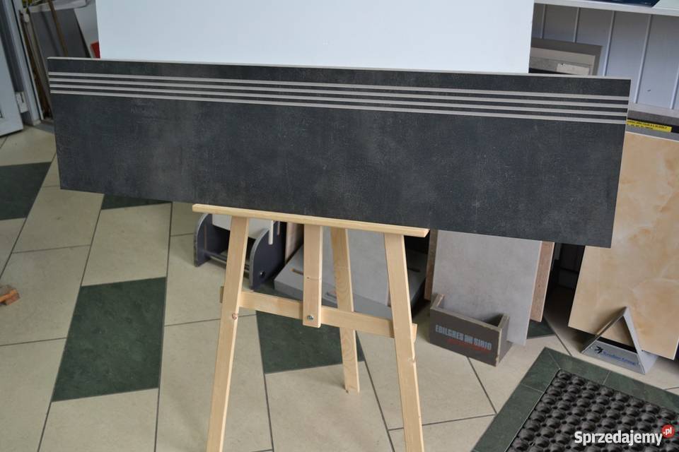 Płytka schodowa 120 grafit stopnica 30x120