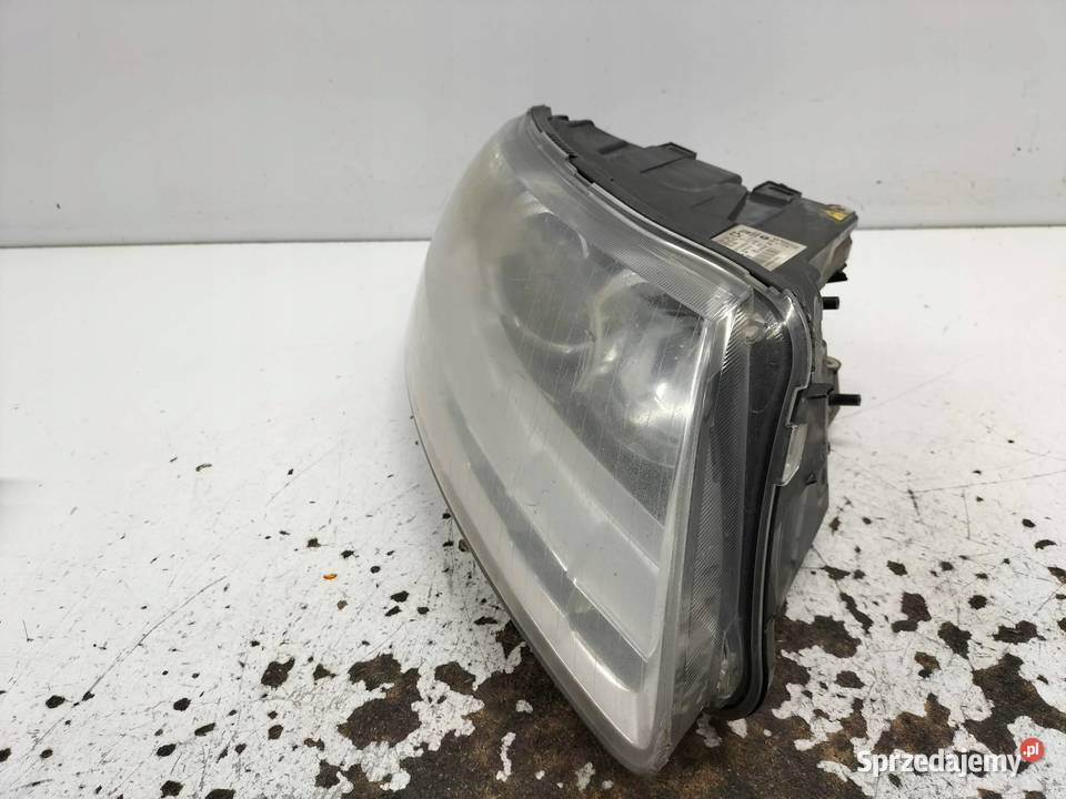 LAMPA PRZÓD PRAWA XENON LIFT 4F0941004CP Audi A6 Rok produkcji 2009