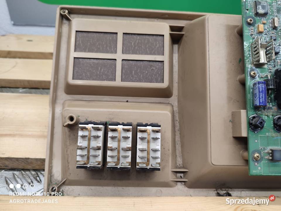 Konsola H176444 John Deere 7300