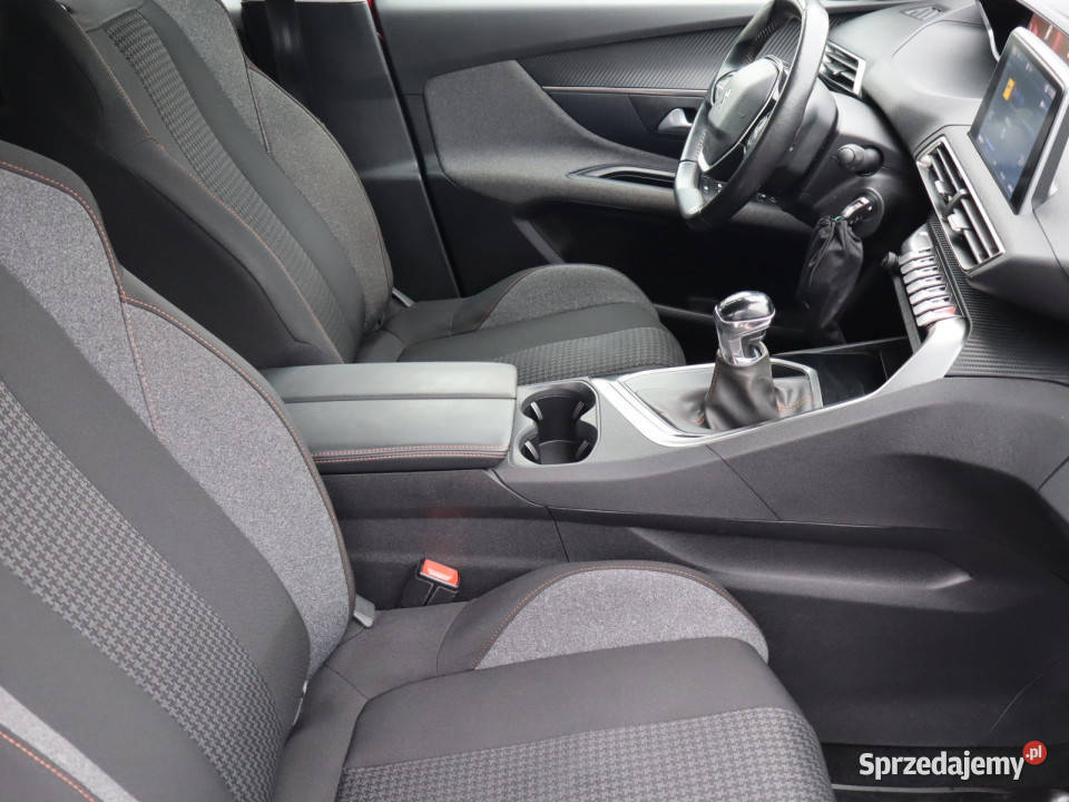 Peugeot 3008 12 PureTech Katowice