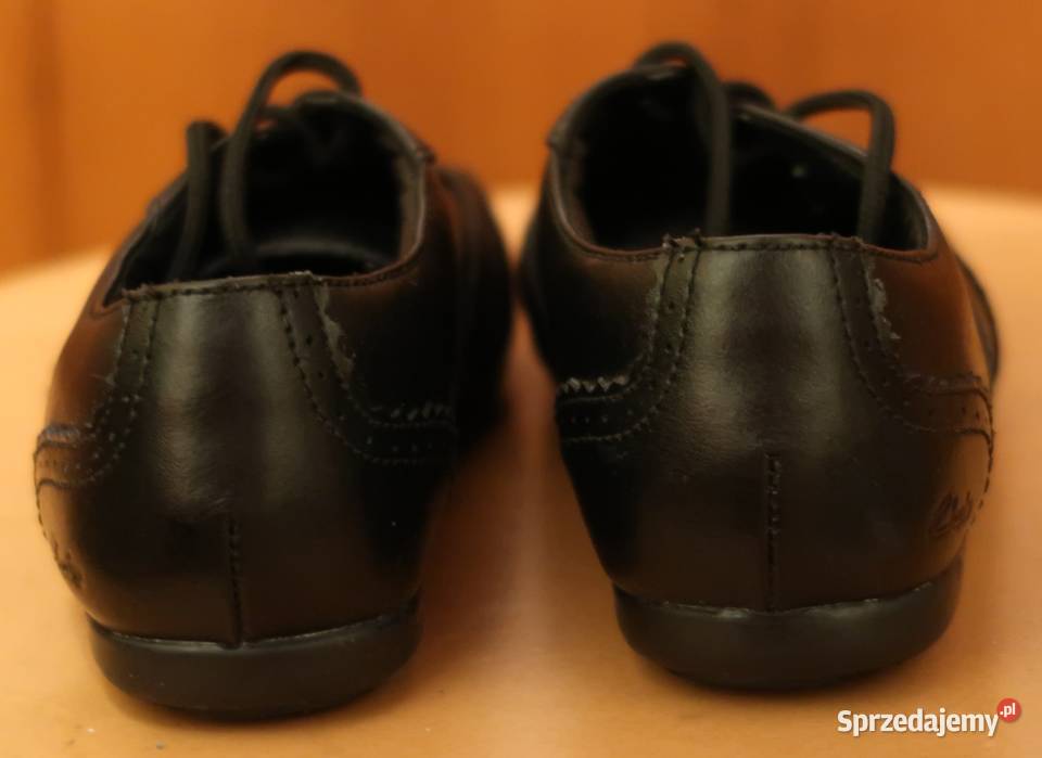 Buty wizytowe pantofle chłopca firmy CLARKS 325 Siedlce