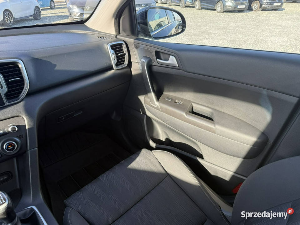 Kia Sportage 17 CRDi 16V 115 2018r Salon Navi