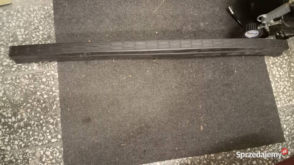 Listwa środkowa tył Skoda Kodiaq małopolskie Nowy Sącz