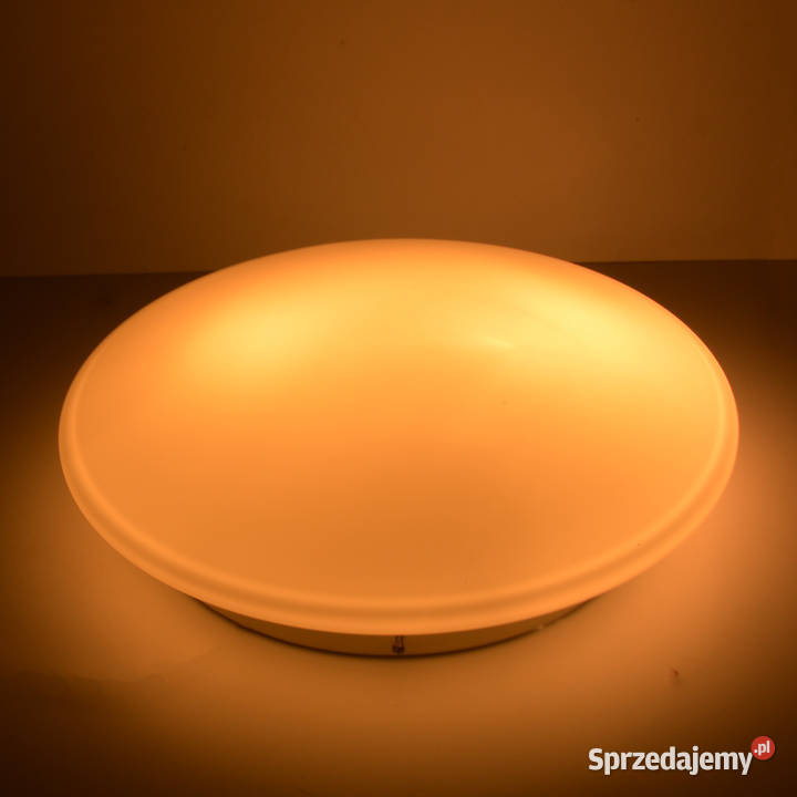 Wielki Biały szklany plafon Penko Pieńsk Polska Warszawa