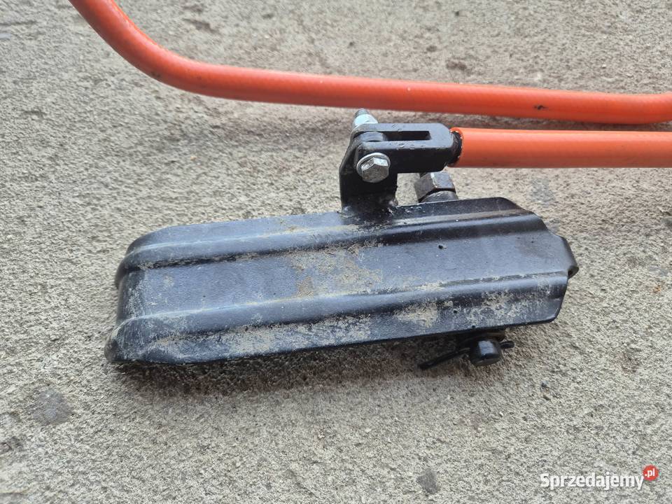 Dźwignia gazu Ursus C330 pedał gazu Bucze