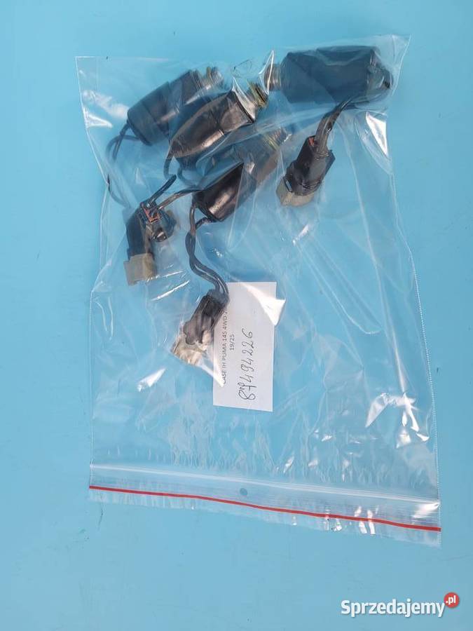 CASE IH PUMA 145 12r CZUJNIK CIŚNIENIA SKRZYNI Kolno