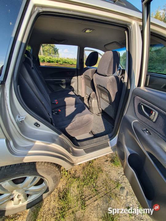 Hyundai Tucson 20 CRDi 140 2007zadbany SUV z srebrny Tucson Woźniki