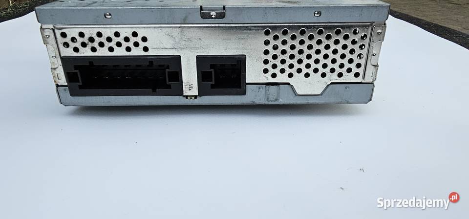 MERCEDES W211 WZMACNIACZ BECKER A 2118205989 Zbąszyń