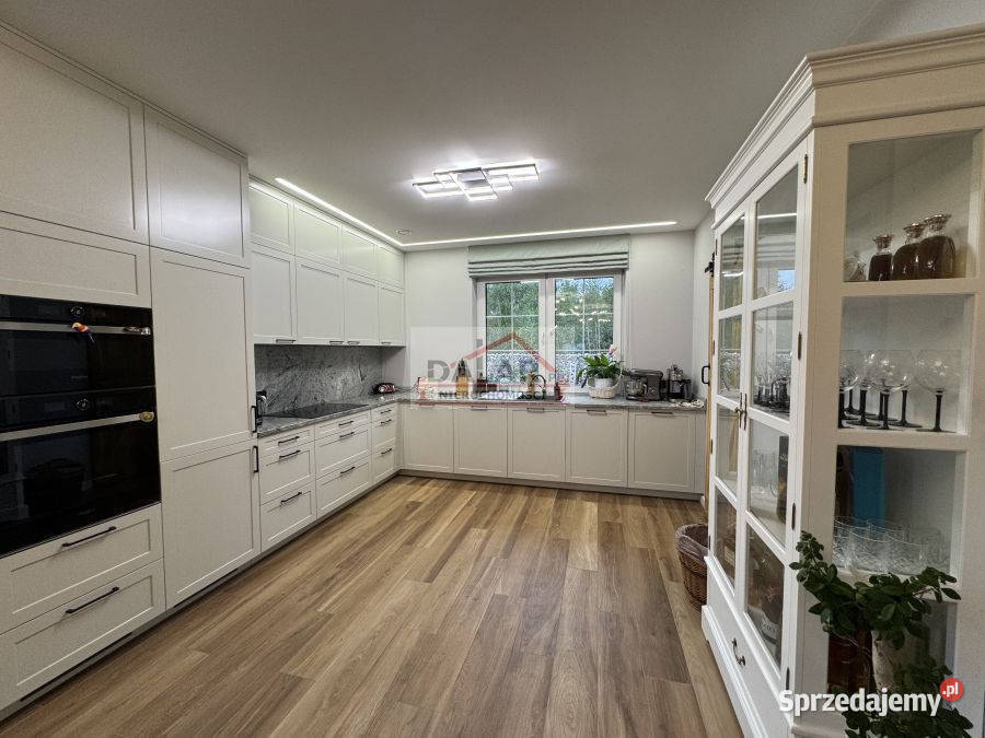 sprzedaży domu wolnostojącego Kaleń 220m2 2 piętra