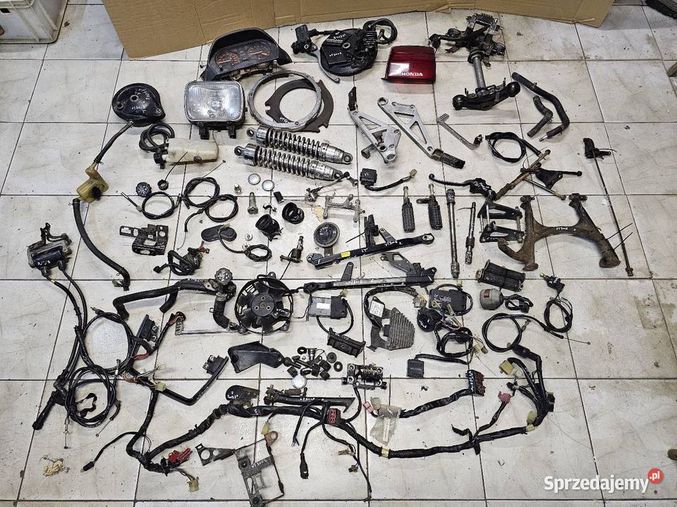 Honda VT 500 E części vt500 bak koło lagi oś Części i akcesoria motocyklowe dolnośląskie Jelenia Góra sprzedam