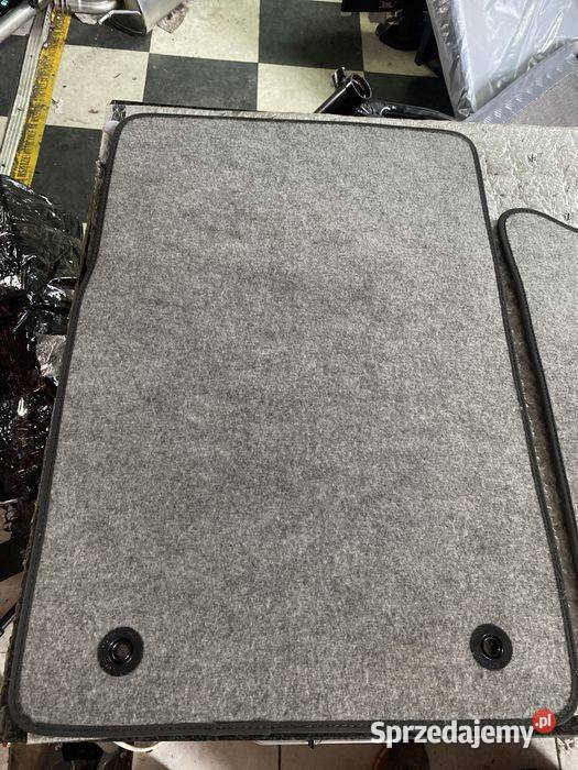 Opel Dywaniki Nowe Oryginalne 2 sztuki przód KPL Poznań