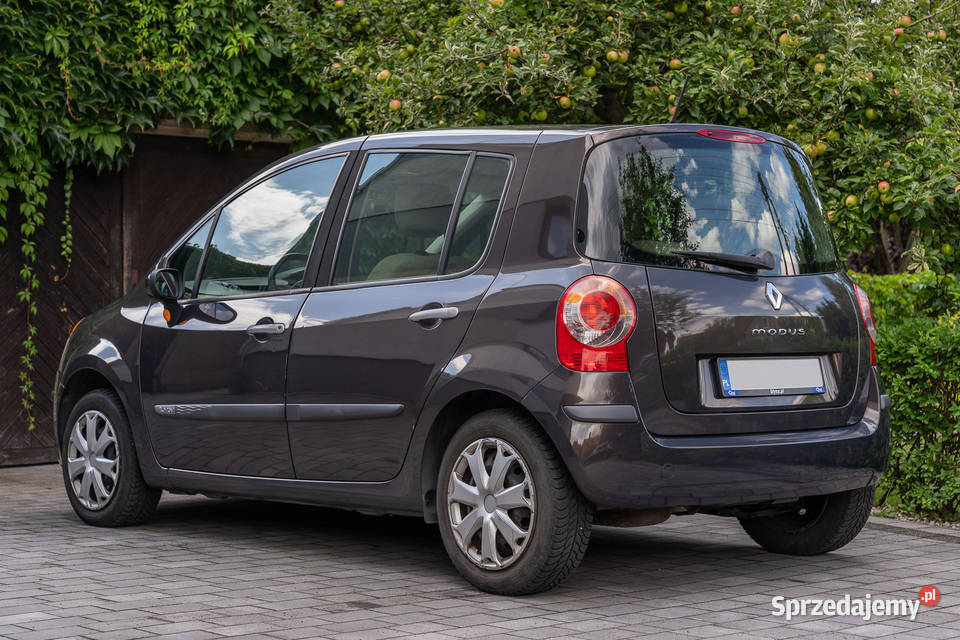 Renault Modus 16 16V 2005 r Benzyna 1598cm3