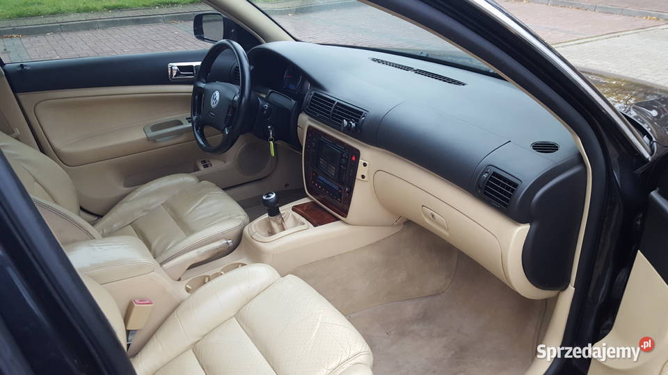 VW PASSAT 27 BiTurbo 460koni 4 motion lakier metallic Gdańsk