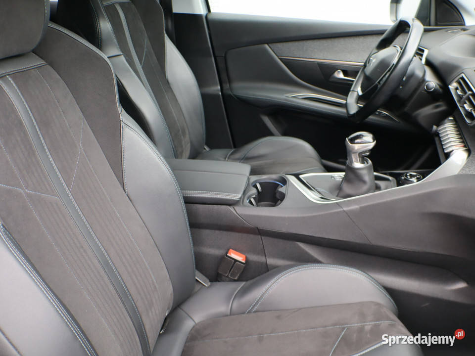 Peugeot 3008 12 PureTech Piaseczno