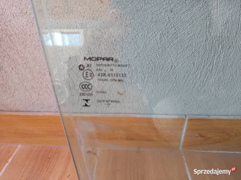 Pozostałości drzwi Jeep grand Cherokee wk2 lift Starachowice