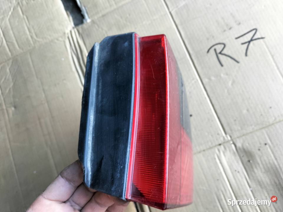 SEAT IBIZA 2 PRAWA LAMPA TYŁ lubelskie Kamień-Kolonia sprzedam