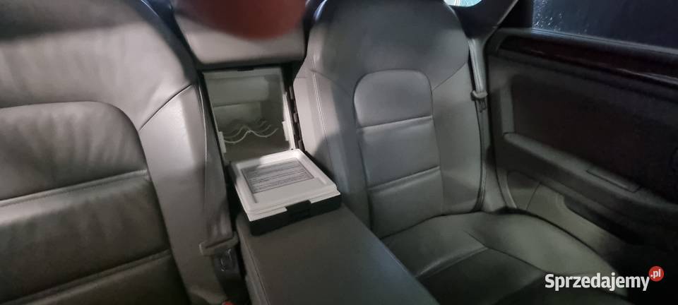 Audi A8 D3 42 benzyna Quatro zachodniopomorskie Trzebiatów sprzedam