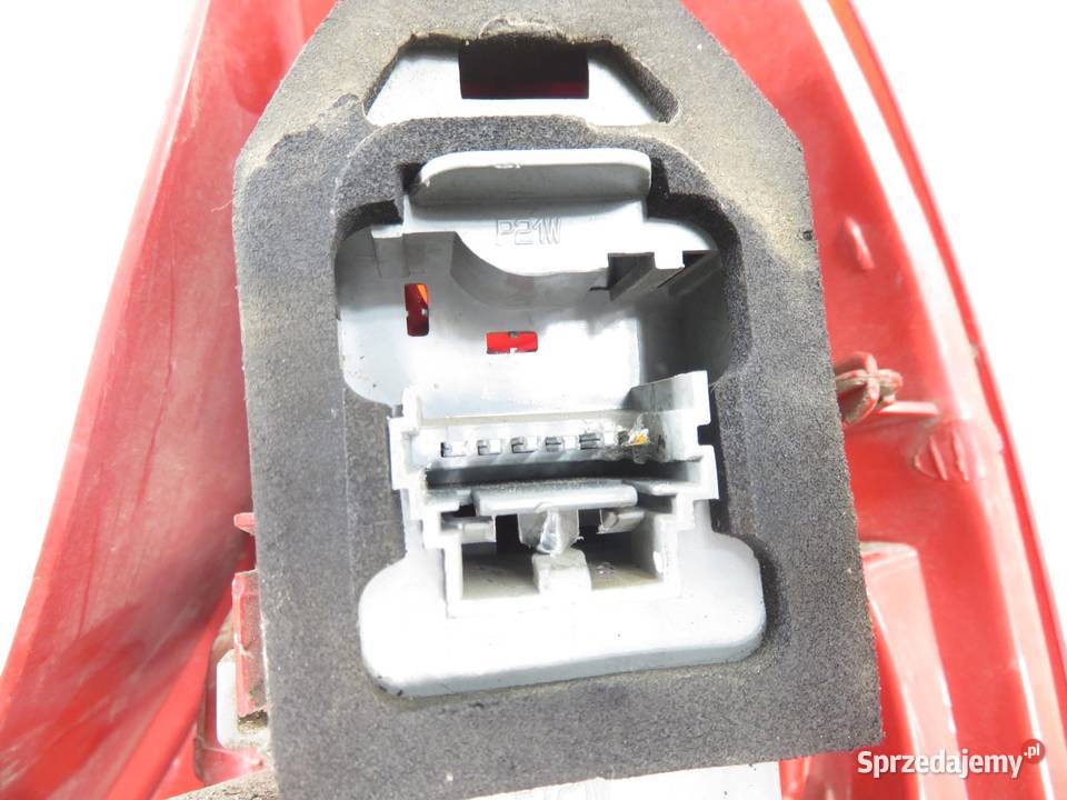 LAMPA LEWA TYLNA RENAULT CLIO II 8200071413