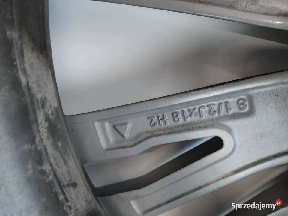FELGA ALUMINIOWA R18 5X112 ET40 OC66 85JX18 H2
