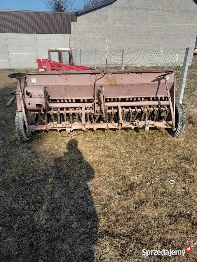 Siewniki Poznaniak na docisku zadbany sprawny Łagów