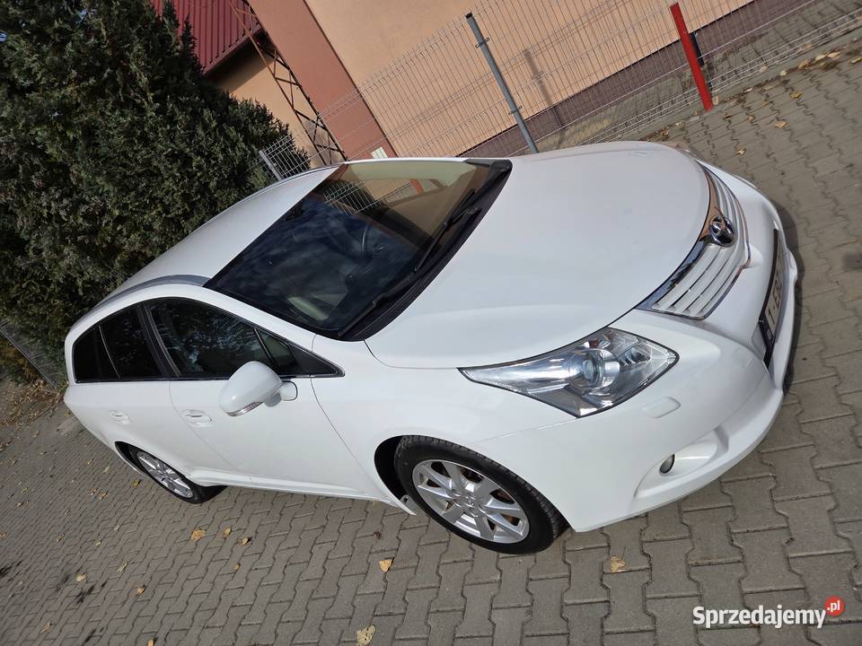 TOYOTA AVENSIS 20 D4DSPROWADZONYŁAŃCUCH Zamość sprzedam