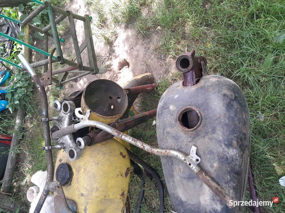 Rama pannonia TLT z 1957 roku plus druga rama Świerzawa