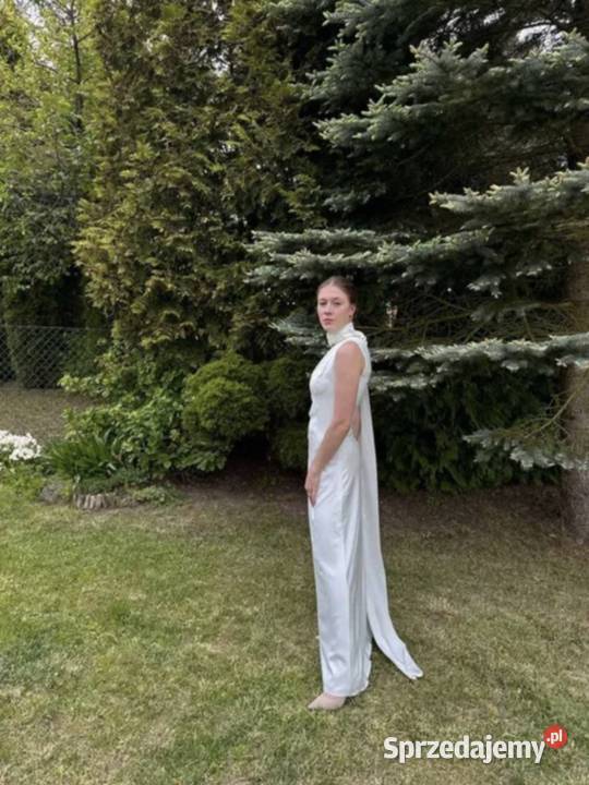 Zjawiskowa suknia ślubna nowa