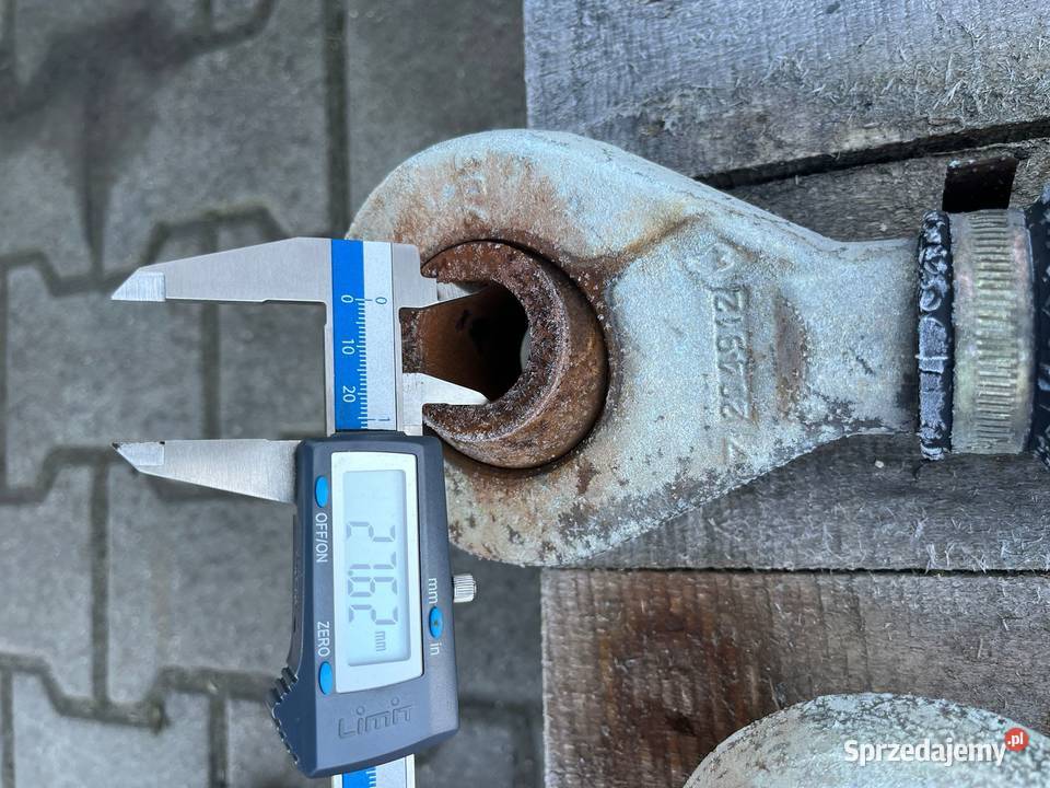 Claas Axion ramiona tylnego podnośnika TUZ Kat 4