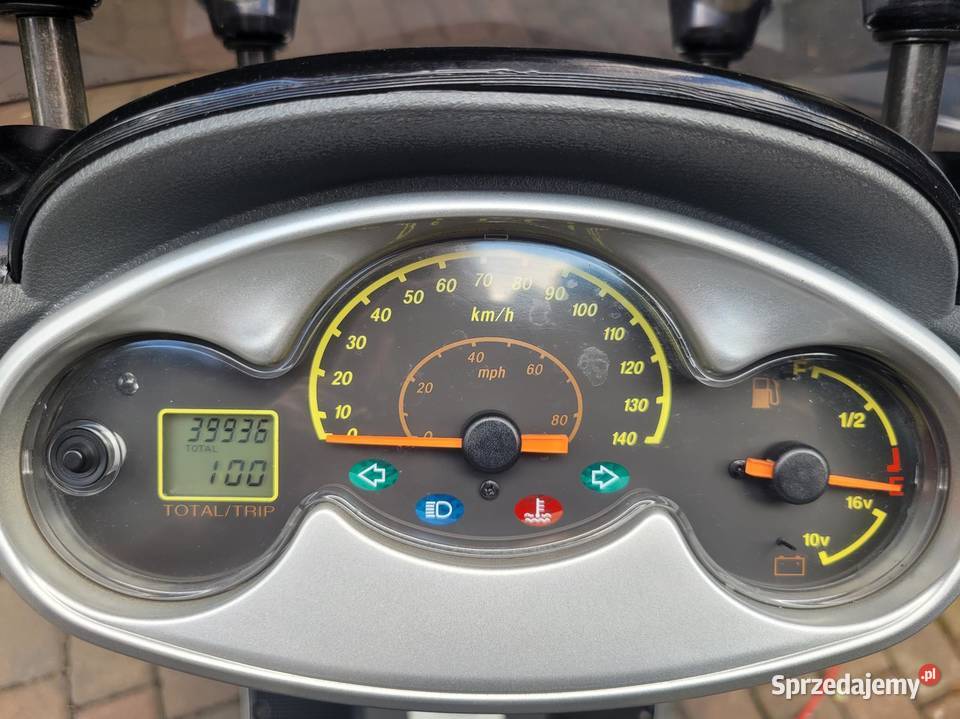 YAMAHA MAJESTY 180 04r italmotopila Rok produkcji 2004 wielkopolskie Piła